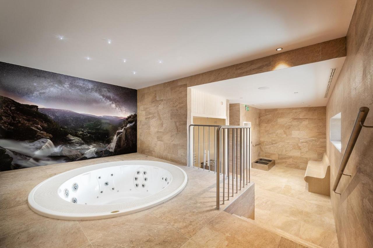 Apartmany Horska, Vrchlabí Buitenkant foto